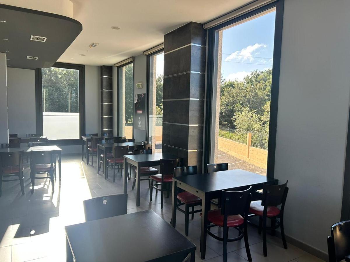 Hostal Restaurante Aqua Ourense Luaran gambar