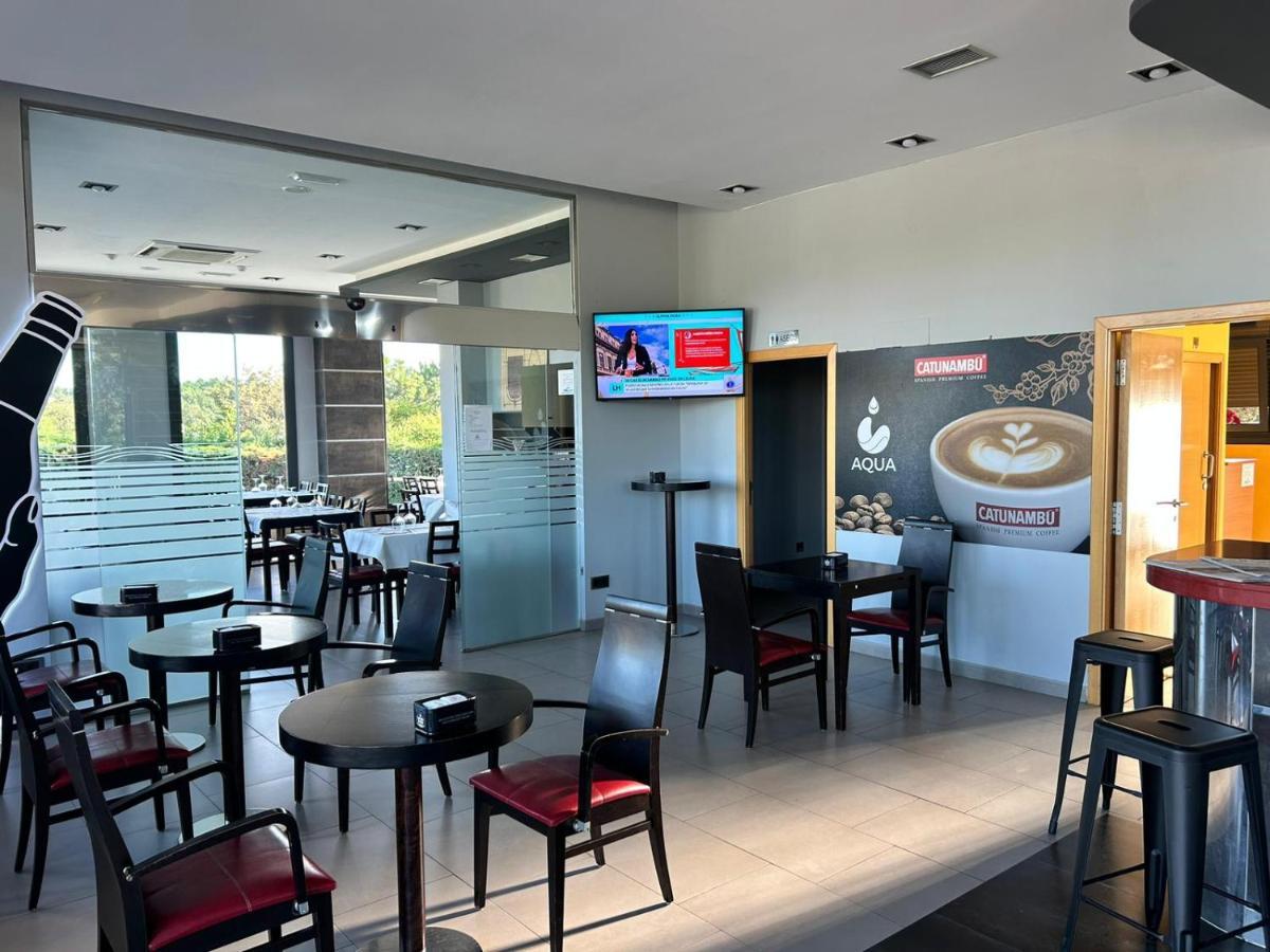 Hostal Restaurante Aqua Ourense Luaran gambar