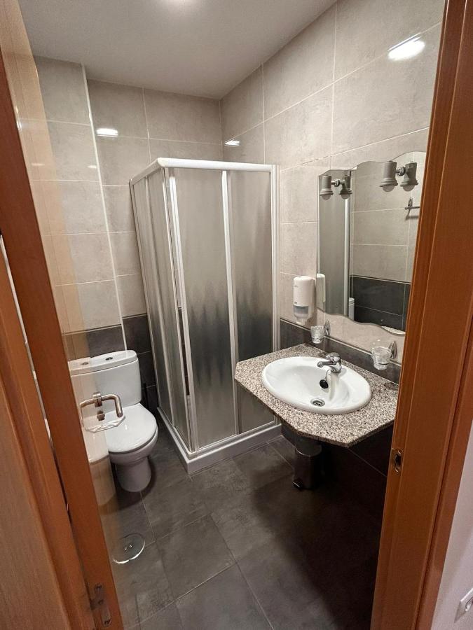 Hostal Restaurante Aqua Ourense Luaran gambar